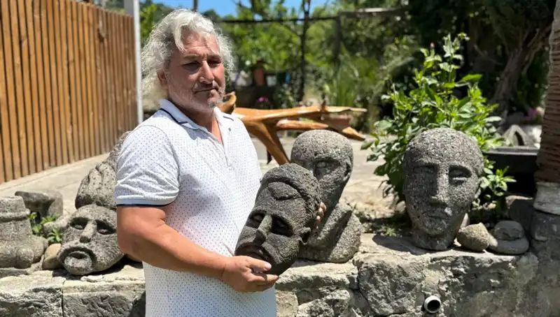 Günlük Hayatta Nadir Bulunan Bir Yetenek: Tarihi Eser Gibi Görünüyor!