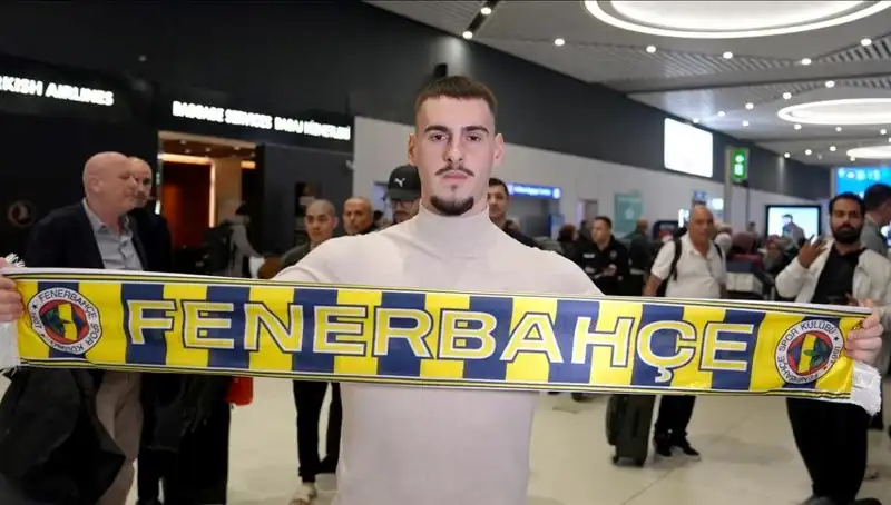 Fenerbahçe'den Önemli Hamle: Mimovic'in Lisansı Çıkarıldı