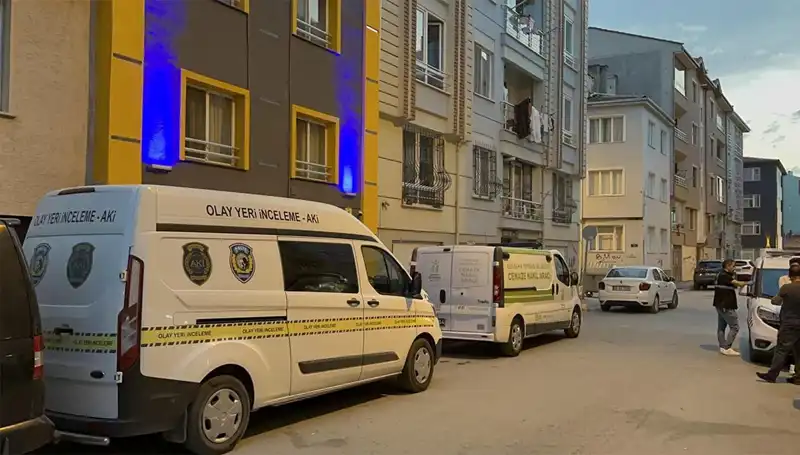 Apartman Merdiveninde Yer Alan Şüpheli Ölüm: Polisten Açıklama Bekleniyor
