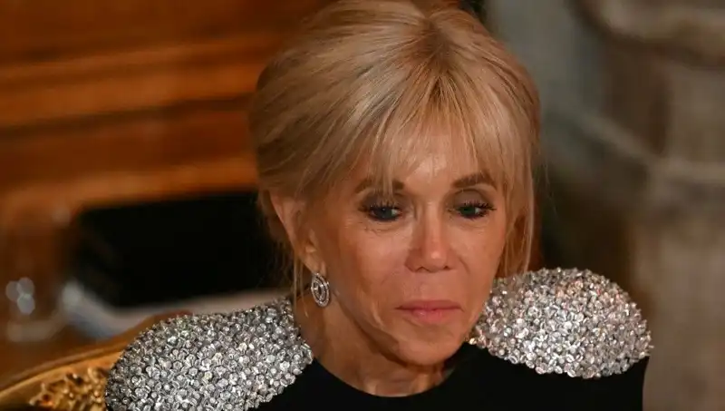 First Lady Davasında Beraat: "Erkek Olarak Doğdu" İfadesinin Gerçek Olmadığı İspatlandı