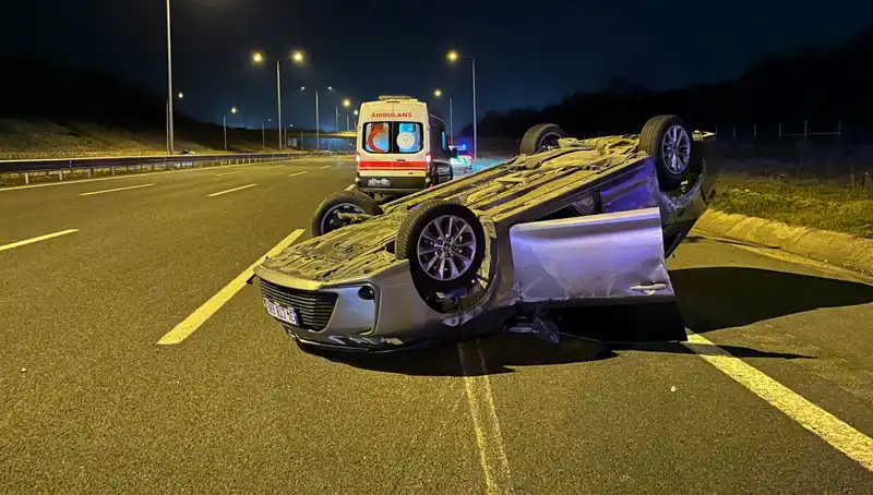 Kuzey Marmara Otoyolu’nda Feci Kaza: İki Araç Çarpıştı, Yaralılar Hastaneye Kaldırıldı