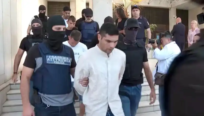 Atina’da Şok Cinayet: Profesörün Öldürülmesiyle 5 Kişi Gözaltına Alındı