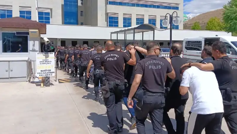 Ankara'da Tehditkar Haraç Çetesi Çökertildi: Avukatlar da İfşalandı