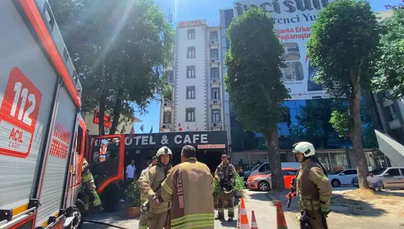 Fatih’te Otel Yemekhanesinde Korkutan Yangın: Tüm Detaylar