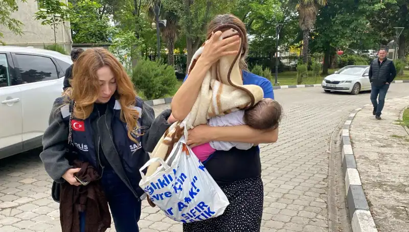 Evlerde Hırsızlık Yapan Kadın, Polis Tarafından Yakalandı!