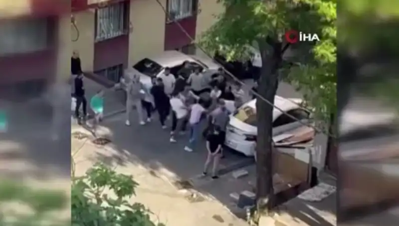Madde Bağımlısına Meydan Dayakları: Kentte Güvenlik İsyanı