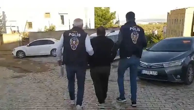 Balıkesir'de Dolandırıcılık Operasyonu: 4 Kişi Tutuklandı