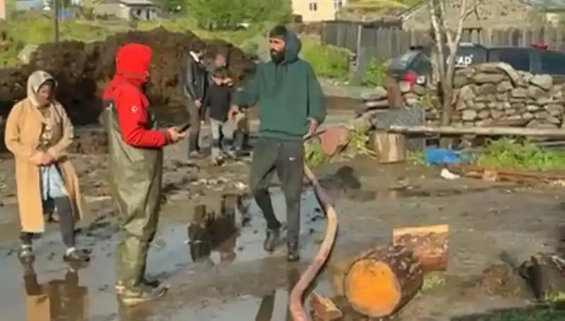 Ardahan'da Yaşanan Sağanak: Sel Felaketi Hayatı Olumsuz Etkiledi!