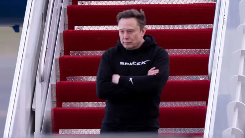 Elon Musk'ın Avukatından Şaşırtan Savunma: "Bilgisayar Kullanmadığını İddia Ediyoruz"