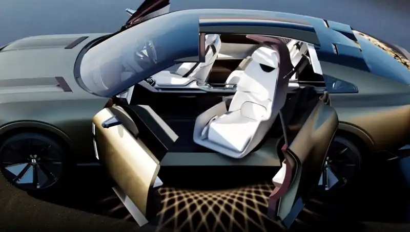 Lüks Tasarımın Zirvesi: Bentley EXP 15 Concept Tanıtıldı
