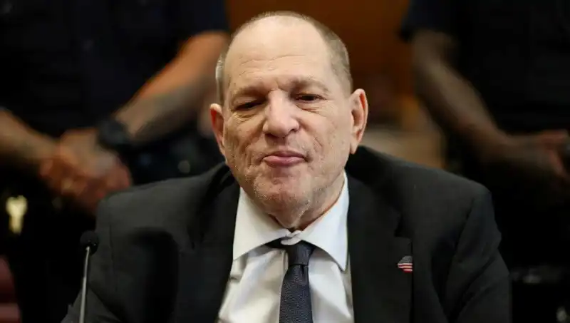 Hollywood Üzerindeki Karabulut: Harvey Weinstein Yeniden Mahkum Oldu