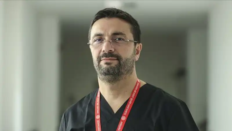 Prof. Dr. Serkan Topaloğlu: Bilimdeki Başarısı ve Hayatı Üzerine Her Şey