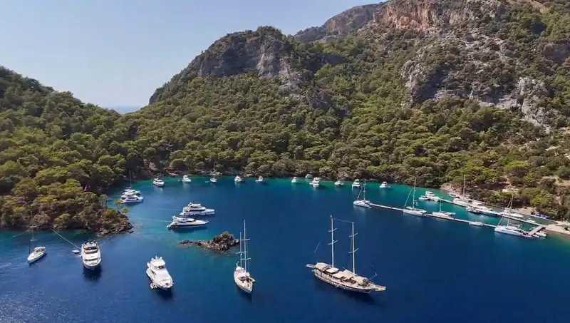 Göcek Koylarında Müzik Çalma Yasağı: Denizdeki Eğlenceye Darbe Mi?