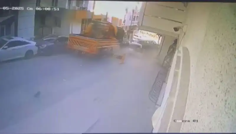 Kontrolden Çıkan Vinç, 23 Araçla Çarpışarak Durabildi: Korkunç Kazanın Detayları