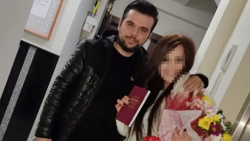 Kocasını Öldüren Kadın Taksi Çağırdı: "Eşim Hasta!"