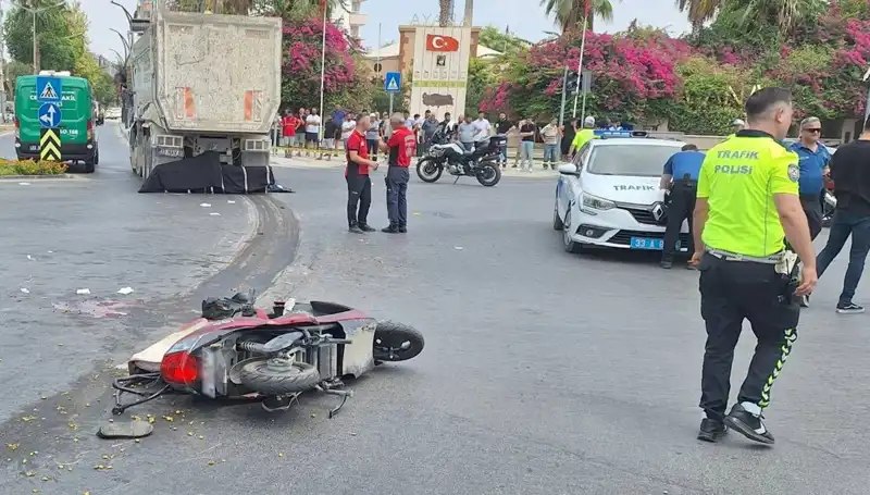 Mersin'de Korkunç Kaza: Hayatını Kaybeden ve Yaralanan Var!