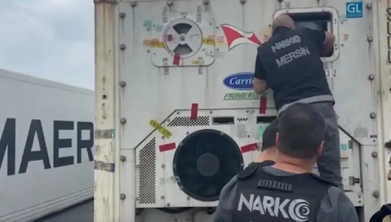 Mersin’de Dev Uyuşturucu Operasyonu: Polisten Şok Baskın!