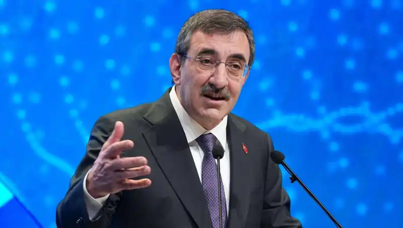 Cevdet Yılmaz, CHP Kurultay Davasında İki Alternatifin Altını Çizdi