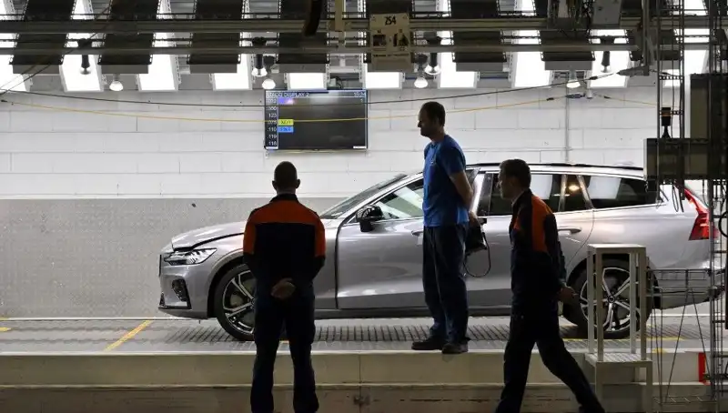 Volvo'dan Şaşırtan Karar: Bazı Modellerin Satışı Durduruldu!