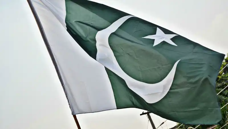 Pakistan'da Çöken Bina Faciasında Ölü Sayısı Artıyor: Olayın Detayları