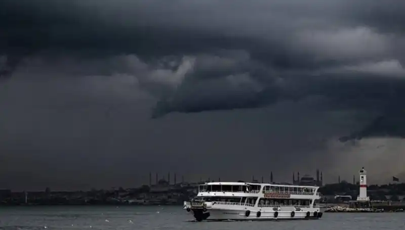 İstanbul ve Çevresinde Şiddetli Sağanak Yağış Alarmı!