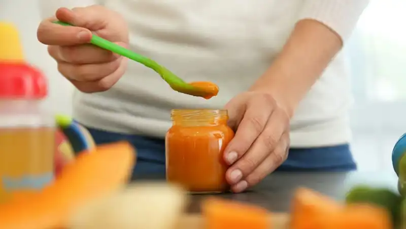 26 Yaşındaki Genç, Bir Haftalık Bebek Maması Deneyimini Açıkladı!