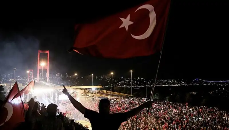 15 Temmuz Destanı: "En Uzun Gece" Külliye'de Sahne Alıyor