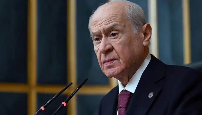 Bahçeli'den CHP'ye Sert Tepki: "Sırrı Bey’e Haksızlık Yapıldı"