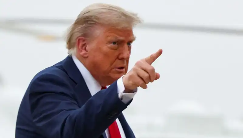 Trump Yönetiminden 36 Ülkeye Yeni Seyahat Yasağı Planı İddiası