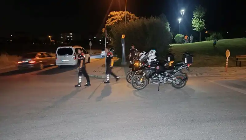 Parkta Çıkan Kavga Kanlı Bitti: 14 Yaşındaki Çocuğun Hayati Tehlikede
