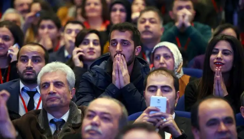 15 Bin Sözleşmeli Öğretmen Ataması: Sınav Tarihleri Belirlendi mi?