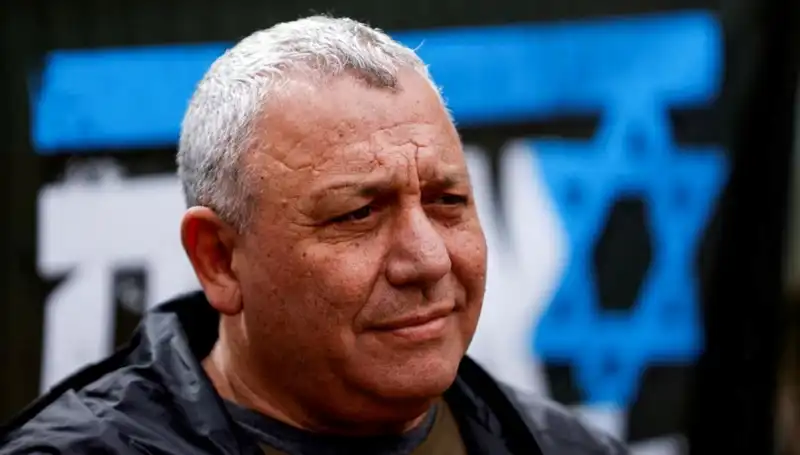 İsrail'de Siyasi Deprem: Gadi Eisenkot'un İstifası Şok Etkisi Yarattı
